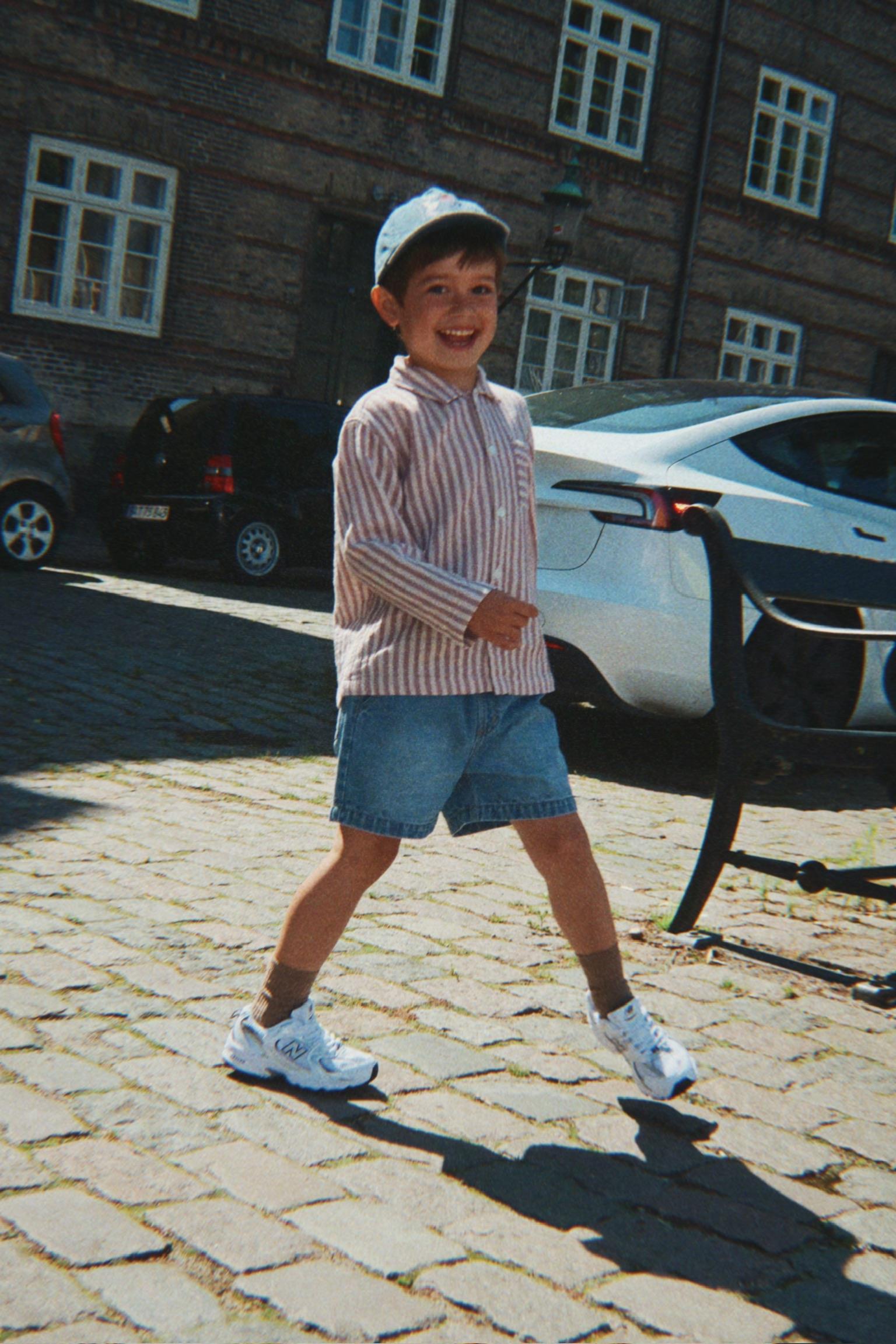 KONGES SLØJD Magot Shorts Denim Blue – Bild 4