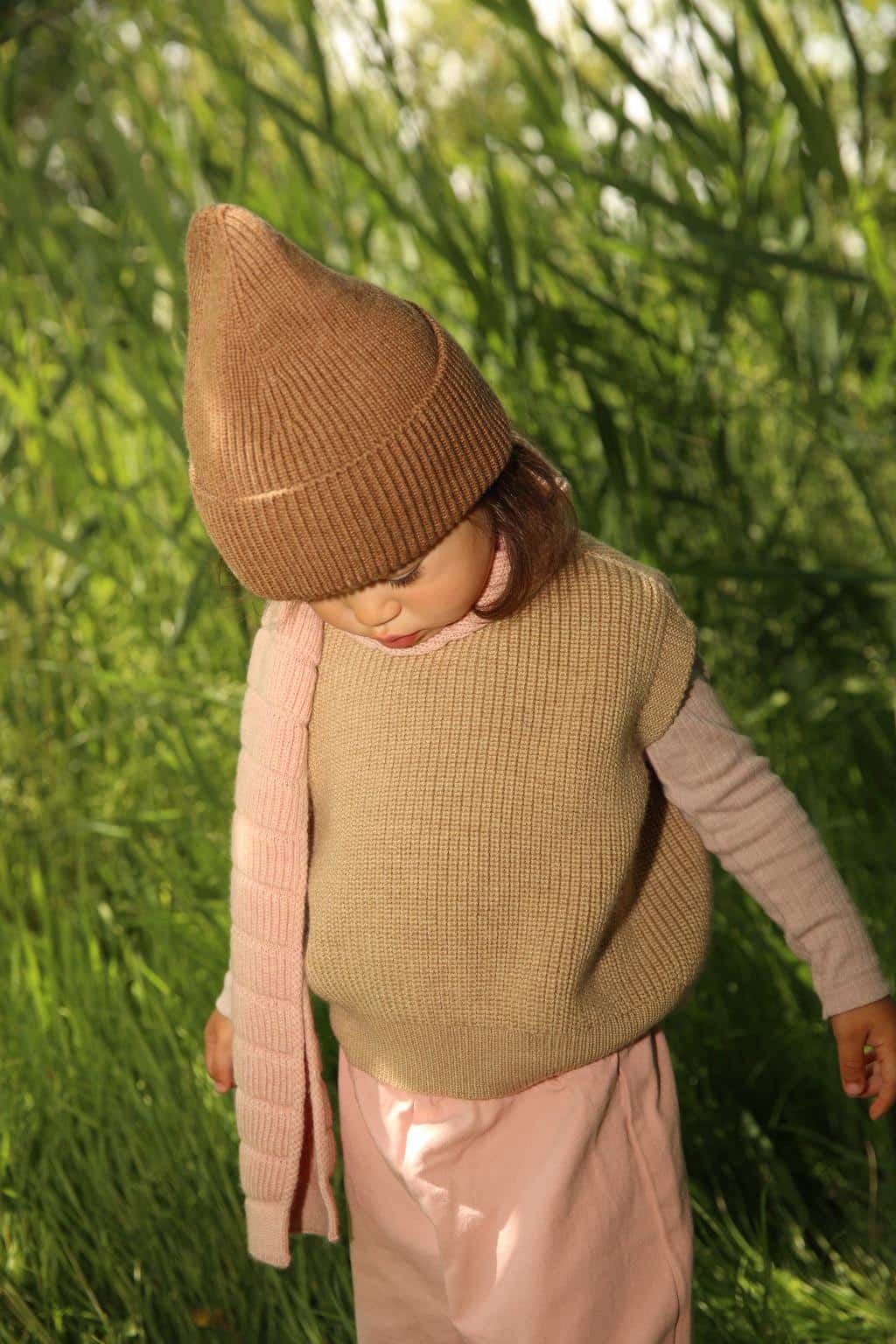 Hvid Harvey Kids Strickveste Sand – Bild 4